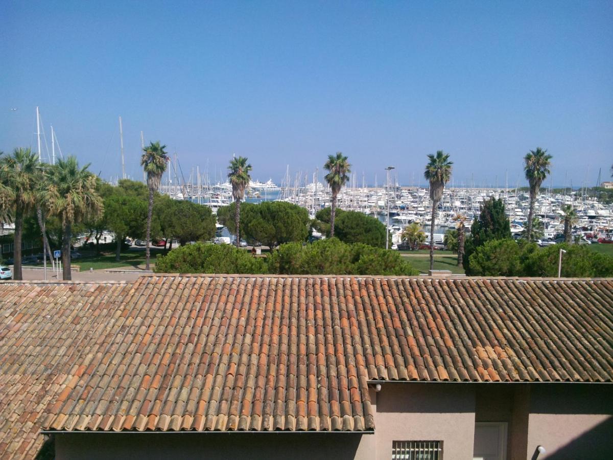 Appartement Terrasse Magnifique Vue Mer Et Yachts Antibes Esterno foto