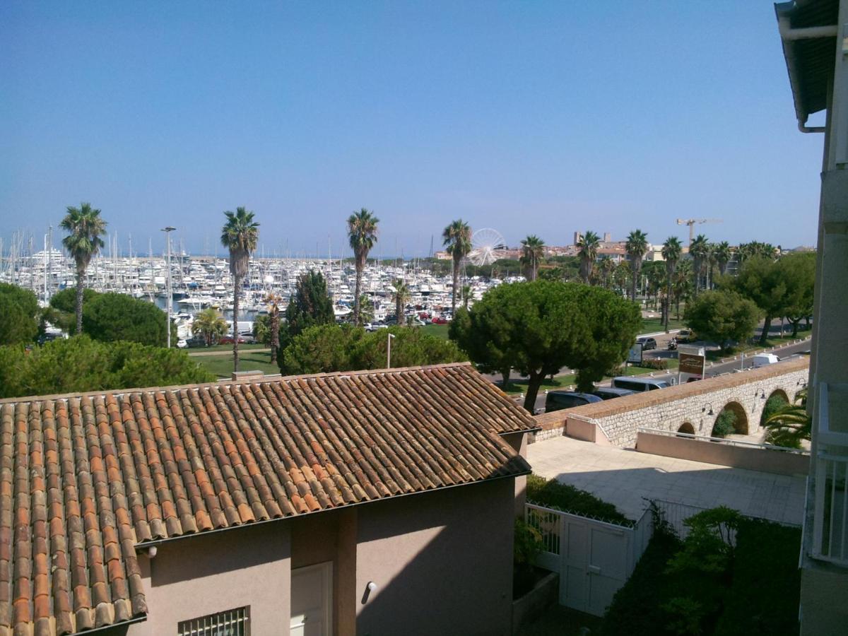 Appartement Terrasse Magnifique Vue Mer Et Yachts Antibes Esterno foto